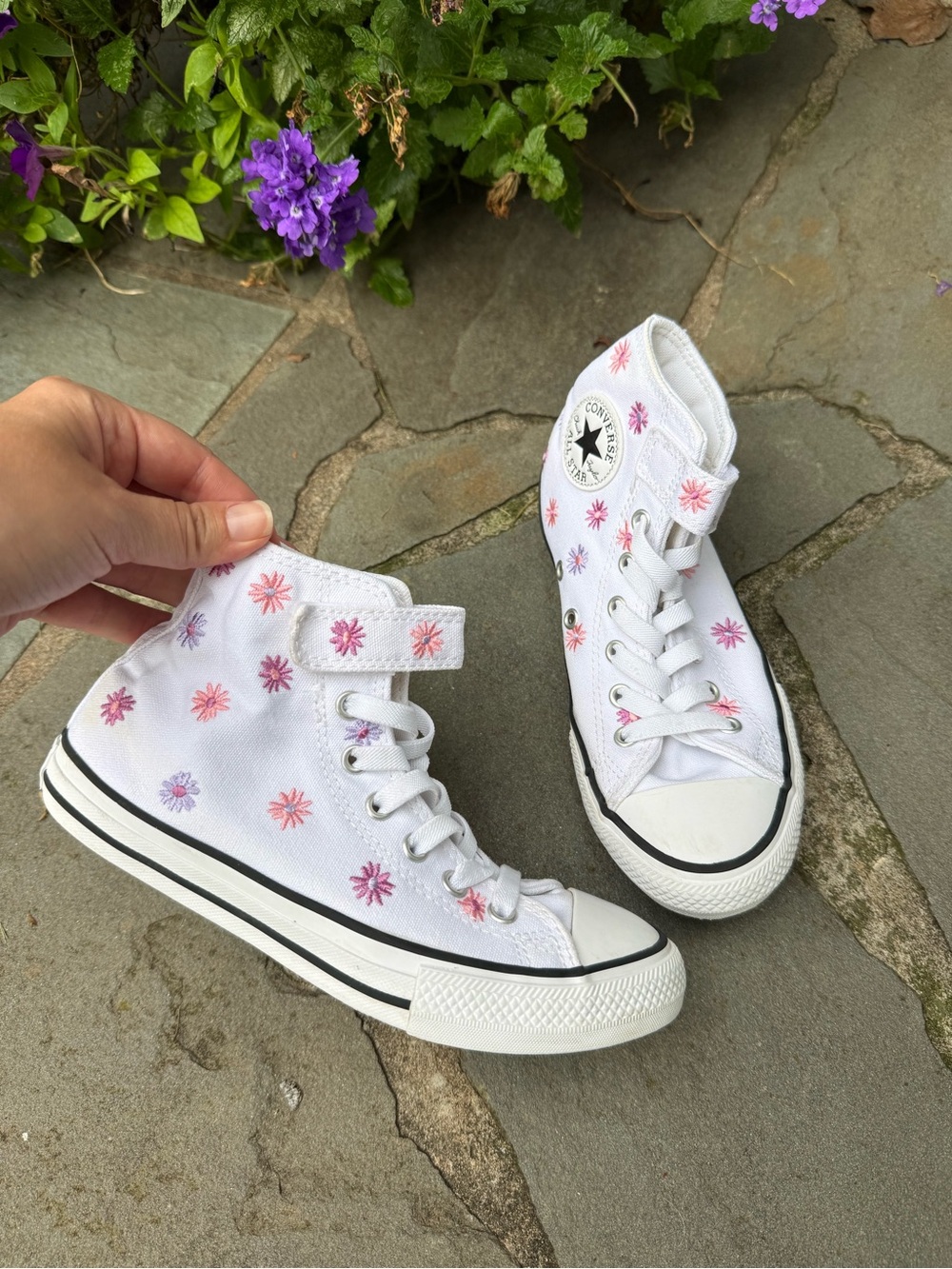 Floral embroidered Converse Youth Size 2
